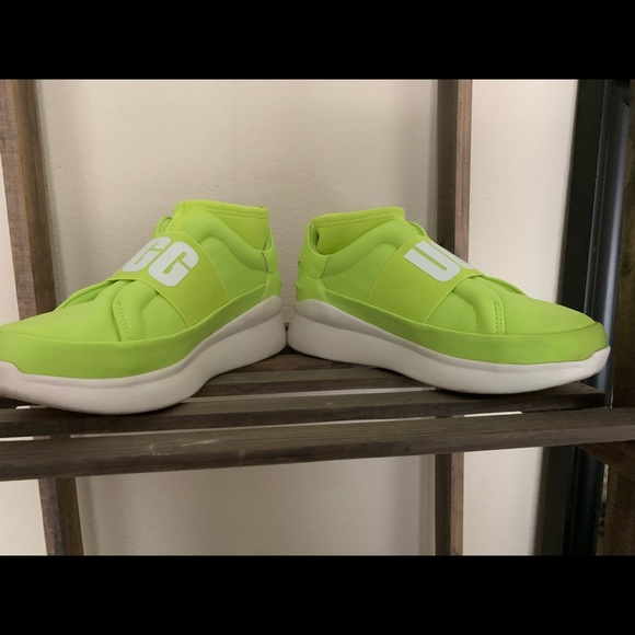 UGG LIME GREEN - Picture 5 of 8